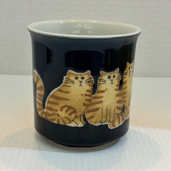 Vintage Fluffy Cat Trio Coffee Mug Otagiri Japan Navy Blue & Brown Striped Cats - Picture 5 of 10